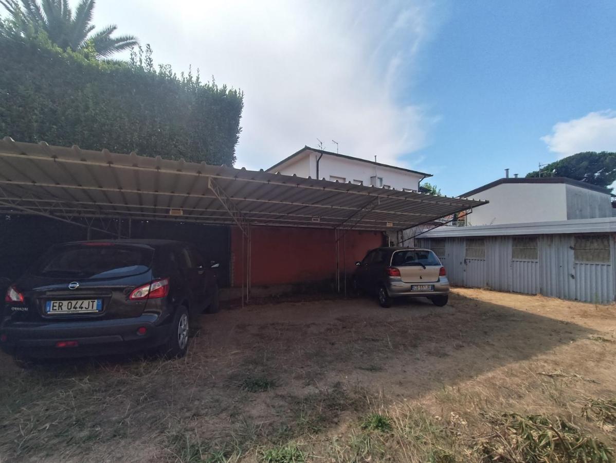 Le Palme 98 "Casa Vacanze" Lido di Camaiore Zewnętrze zdjęcie